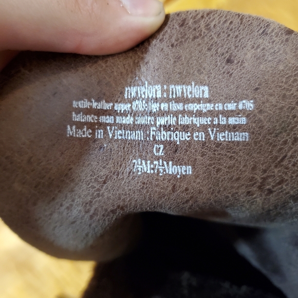 Nine West Vintage Y2K Styled Fall High Heel Bootie - Picture 9 of 11